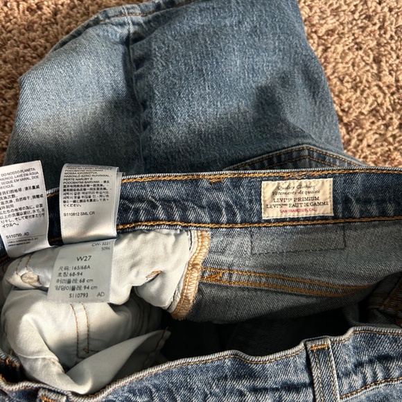 Levi's 501 Mid Thigh Short - Picture 4 of 4